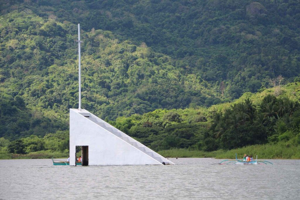 LAKE MAPANUEPE NEW ZEALAND OF ZAMBALES