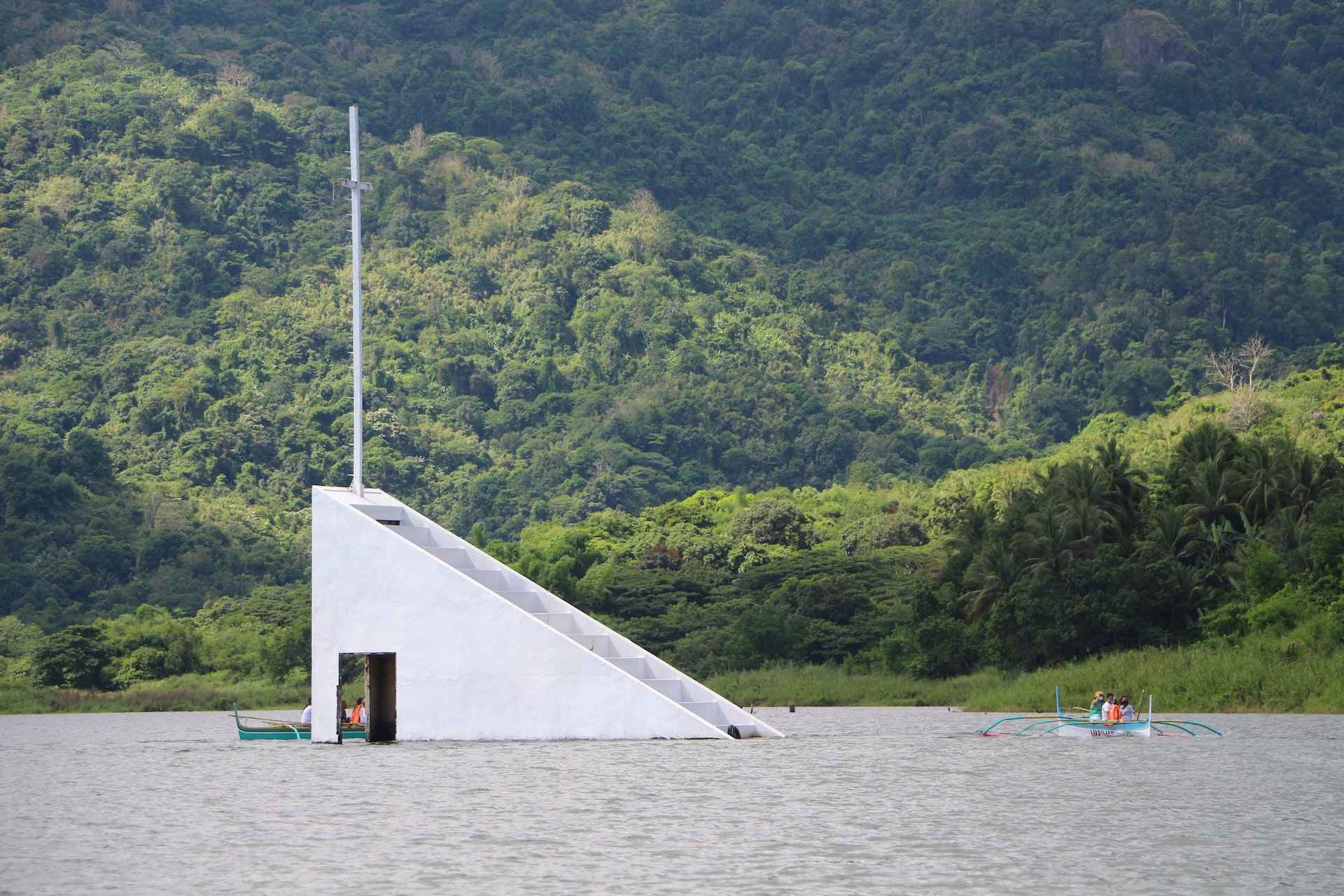LAKE MAPANUEPE NEW ZEALAND OF ZAMBALES